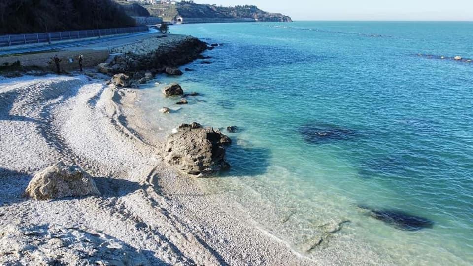 Appartamento Vacanza Moch - Viaggiatori Alla Scoperta Della Costa Dei Trabocchi Francavilla Al Mare Exterior foto